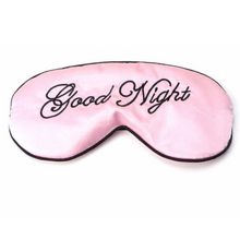 Lataa kuva Galleria-katseluun, Silkkimäinen vaaleanpunainen unimaski Good Night-tekstillä.
